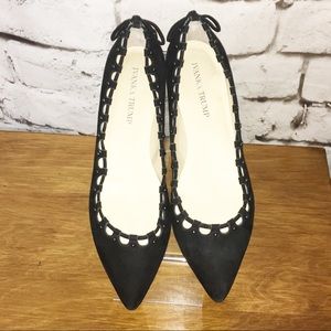 Ivanka Trump Coper Pointed Toe Black Flats 8.5